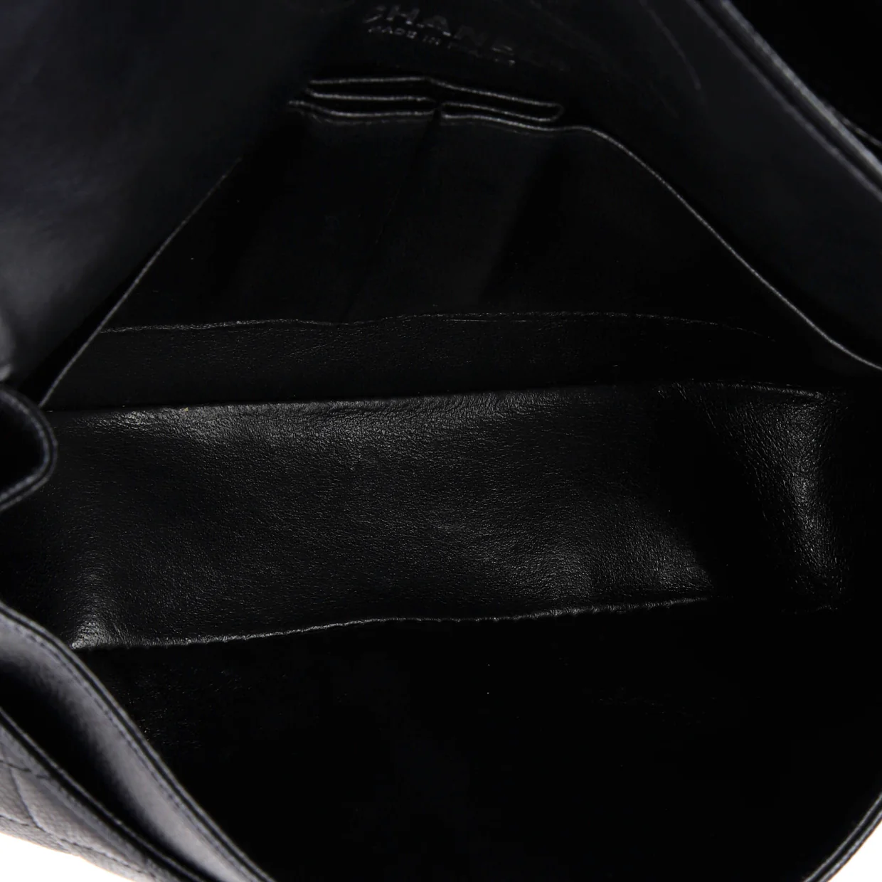 Classic Double Flap Bag Quilted Caviar Medium - Deep Luxury