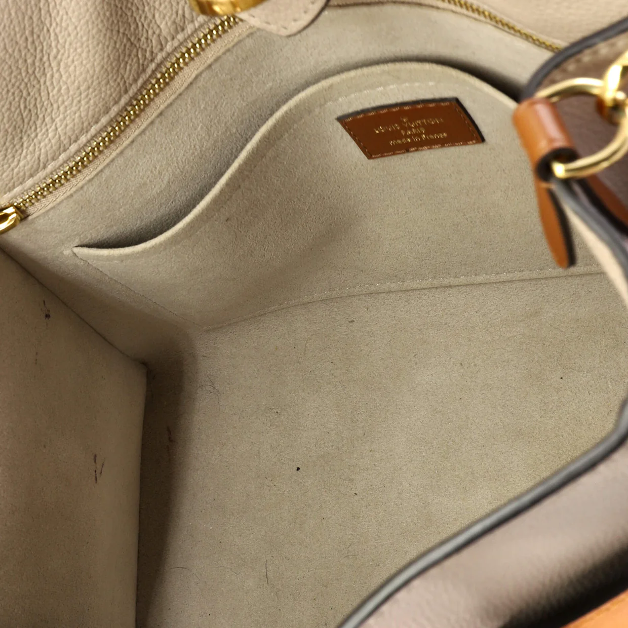 On My Side Tote Leather with Monogram Canvas MM - Deep Luxury