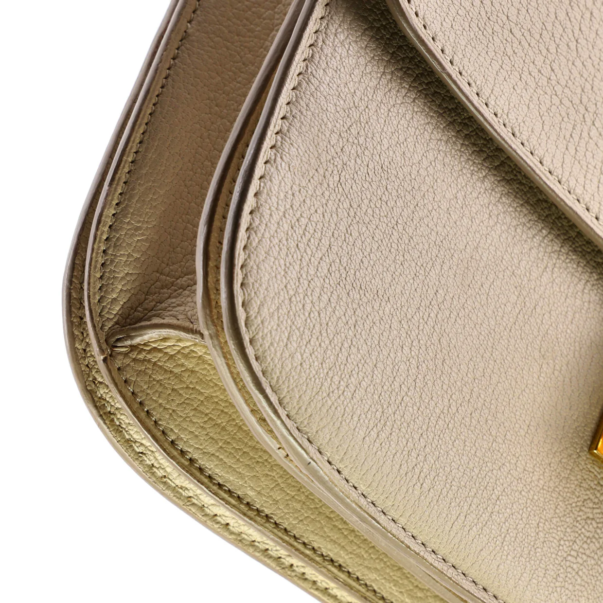 Classic Box Bag Grainy Leather Medium - Deep Luxury