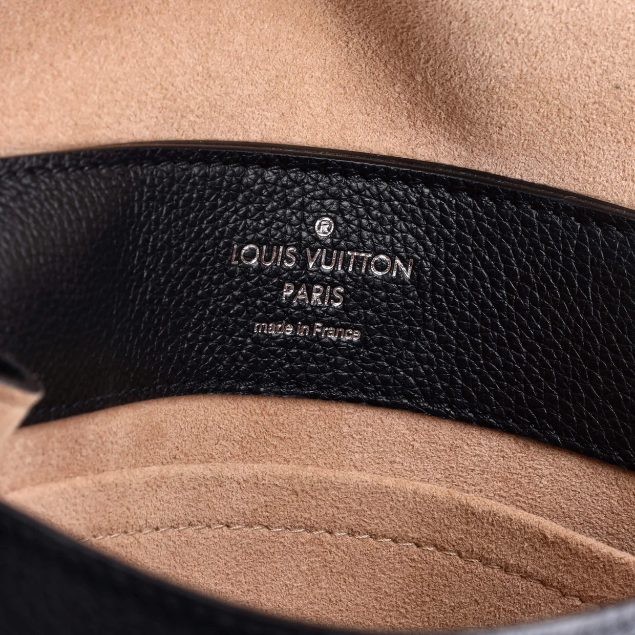 Lockme Ever Handbag Leather BB - Deep Luxury