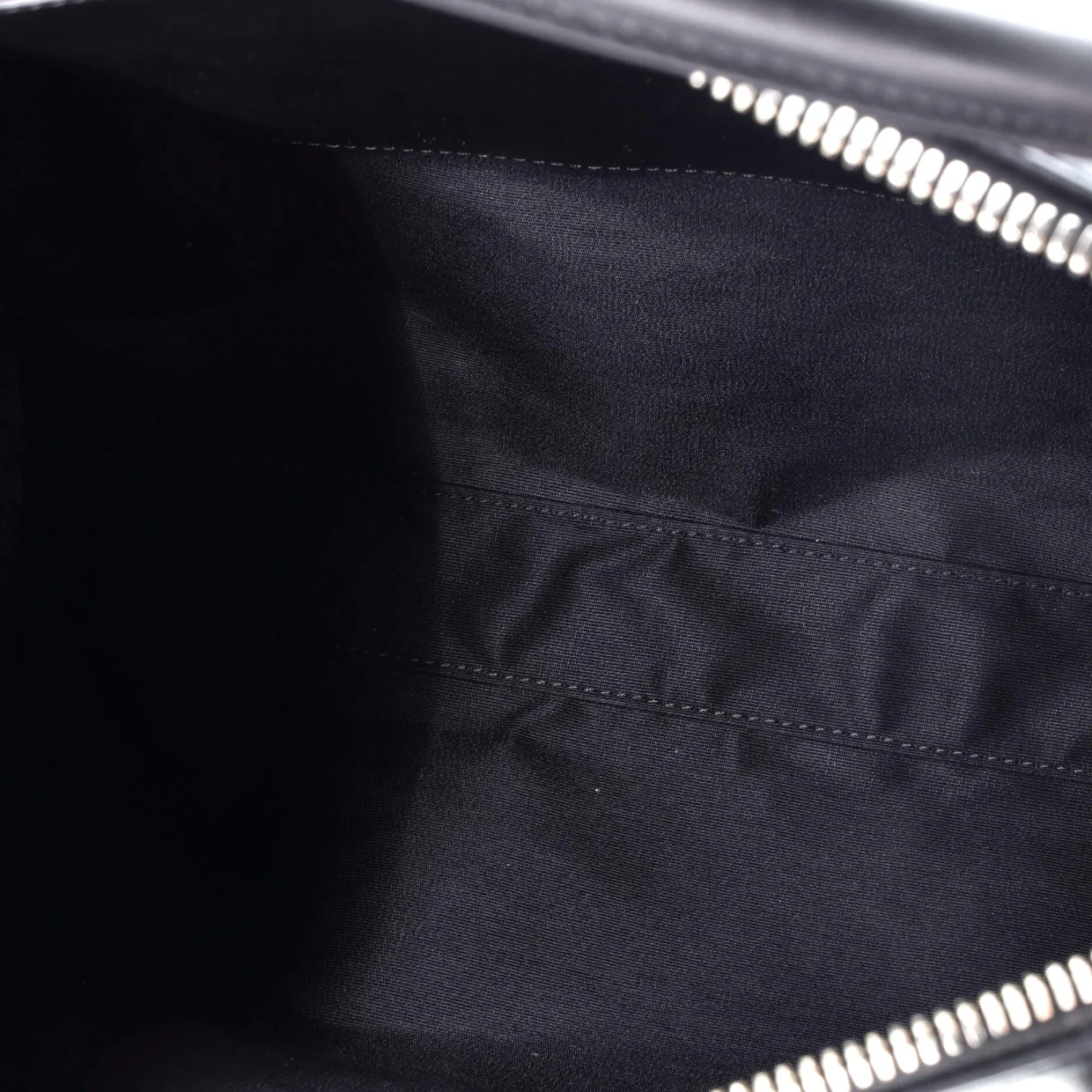 Antigona Soft Lock Bag Leather Medium - Deep Luxury