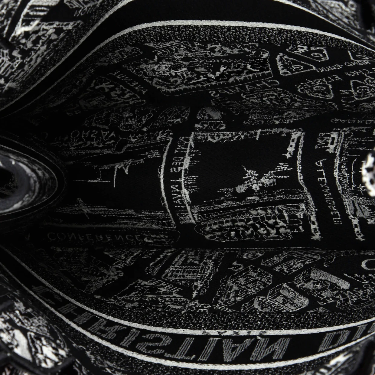 Book Tote Embroidered Canvas Medium - Deep Luxury