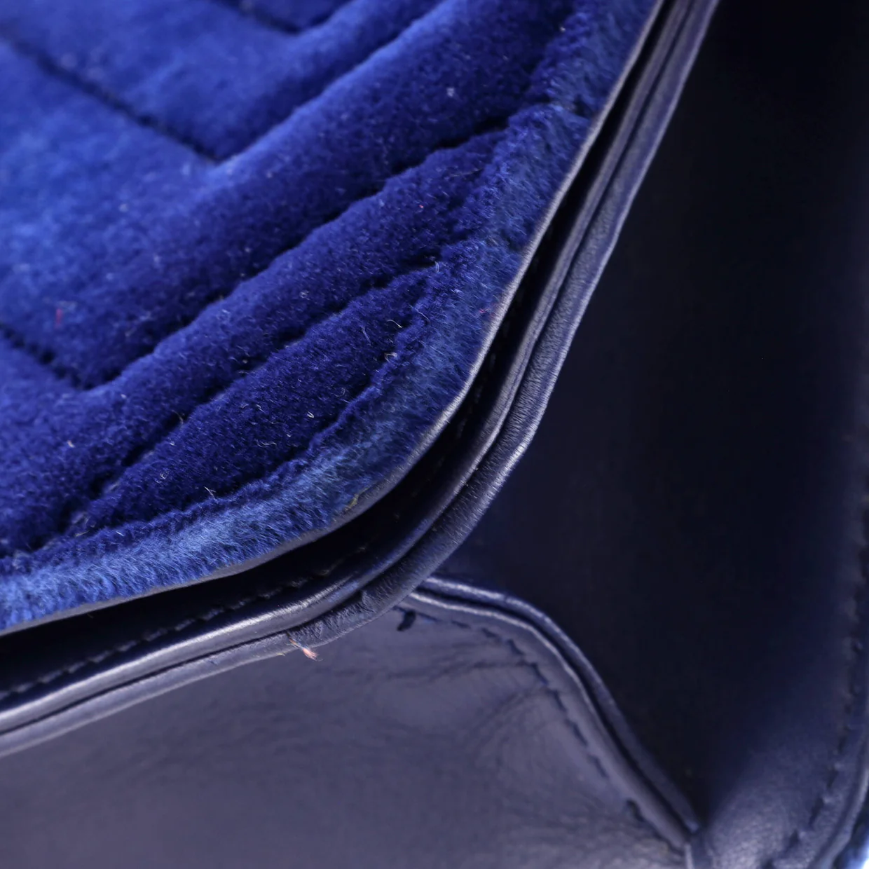 GG Marmont Chain Flap Bag Matelasse Velvet Mini - Deep Luxury