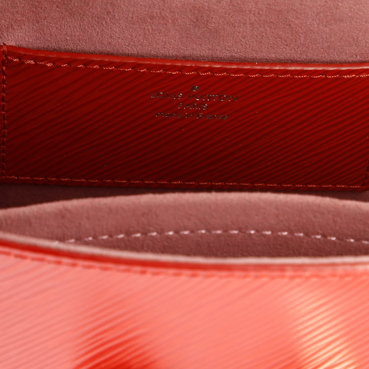 Twist Handbag Epi Leather MM - Deep Luxury