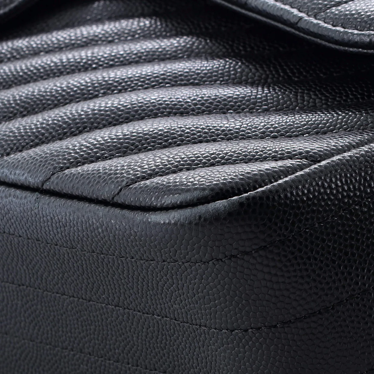 Classic Double Flap Bag Chevron Caviar Jumbo - Deep Luxury