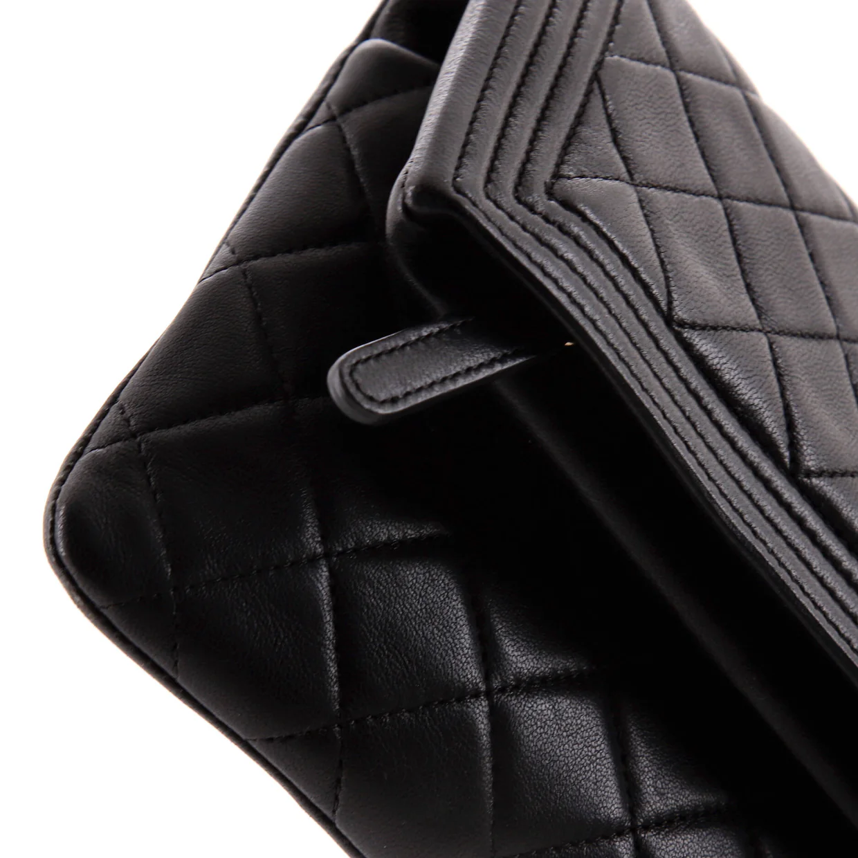 Boy Beauty CC Clutch Quilted Lambskin - Deep Luxury