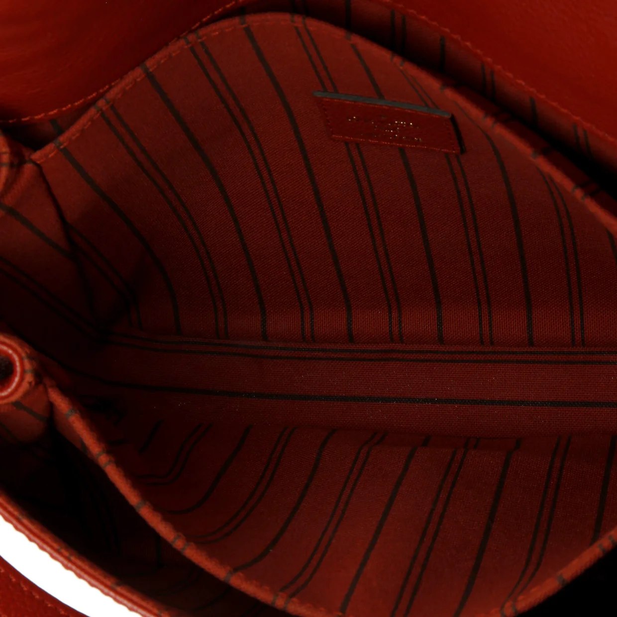 Pochette Metis Monogram Empreinte Leather - Deep Luxury