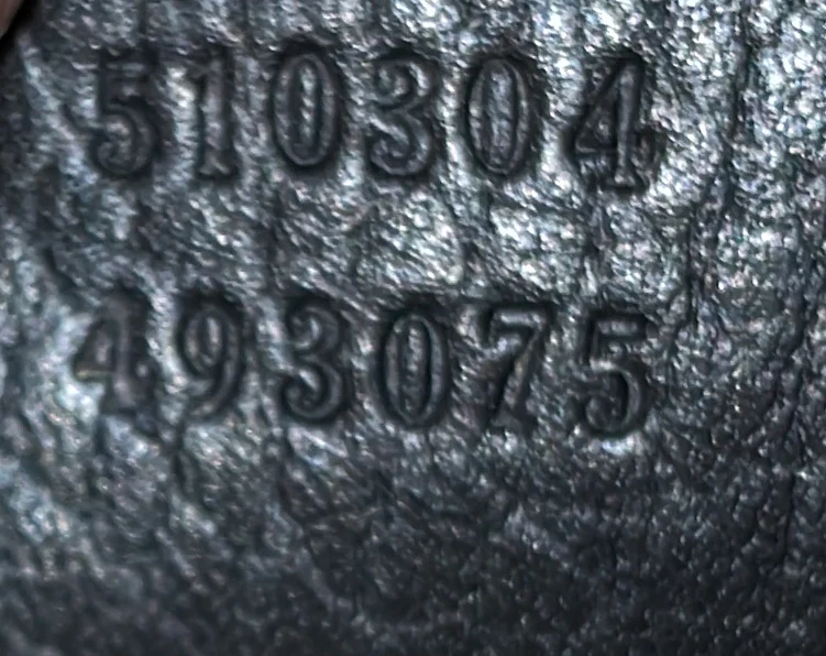 Interlocking Shoulder Bag Leather Small - Deep Luxury