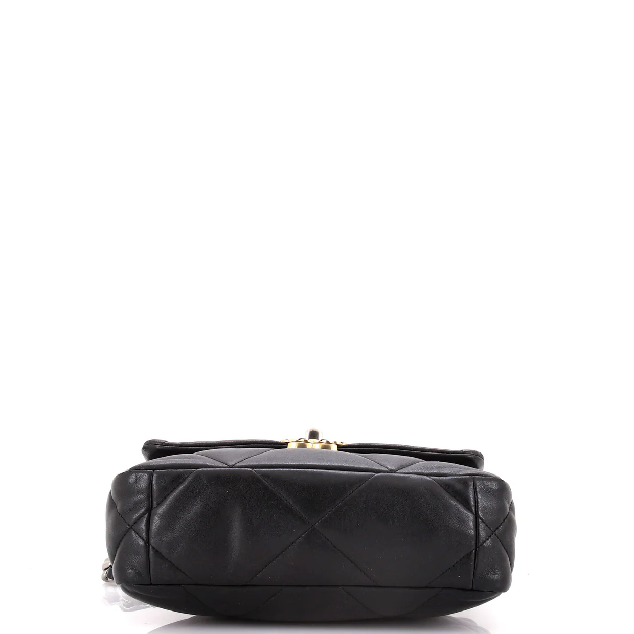 19 Flap Bag Quilted Leather Medium - Deep Luxury