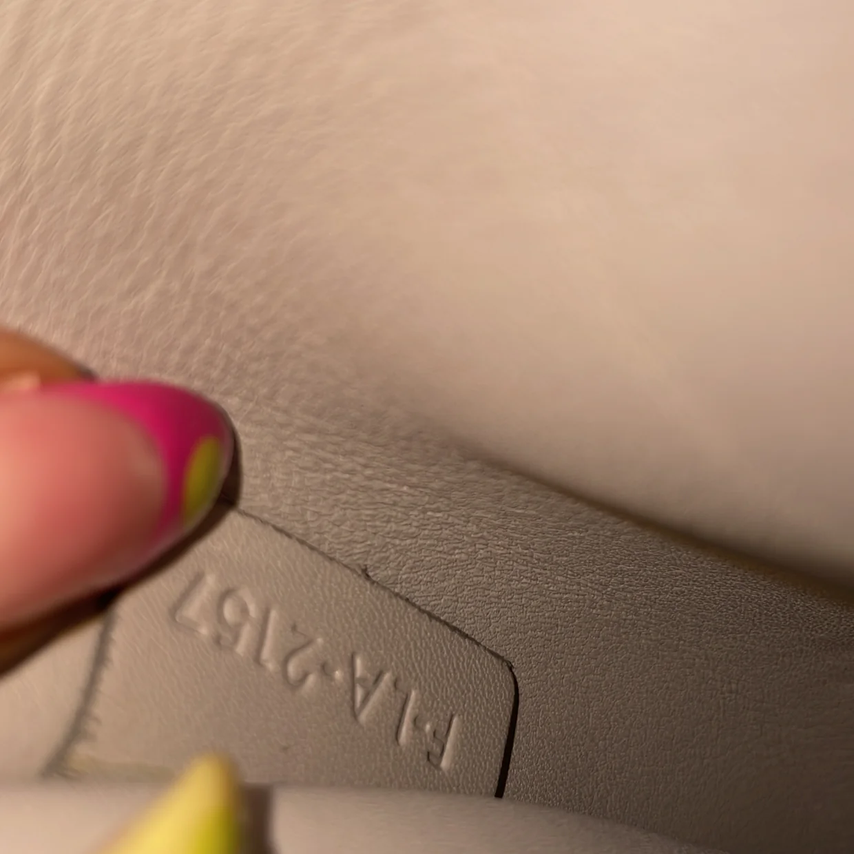 Tri-Fold Shoulder Bag Smooth Calfskin Medium - Deep Luxury