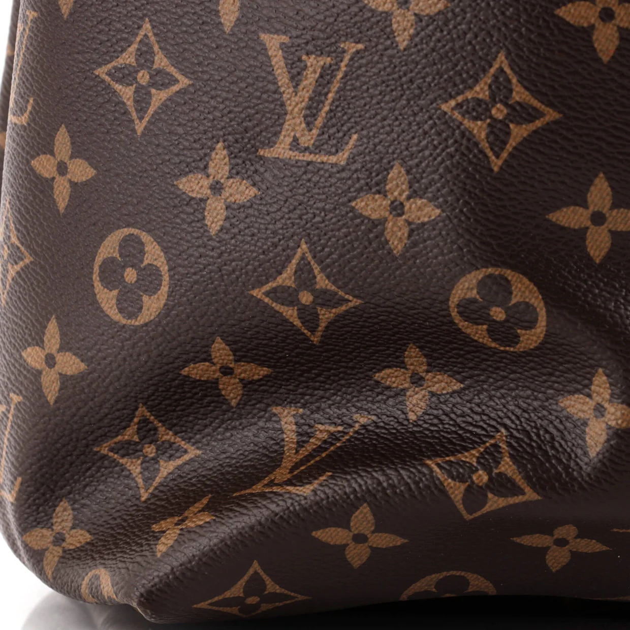 Graceful Handbag Monogram Canvas MM - Deep Luxury
