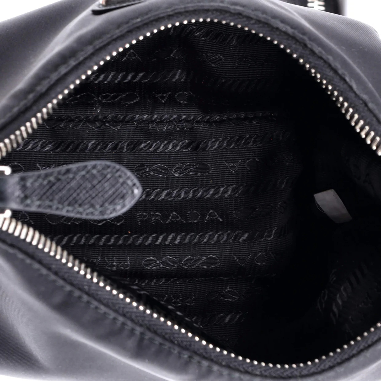 Re-Edition 2005 Shoulder Bag Tessuto Small - Deep Luxury