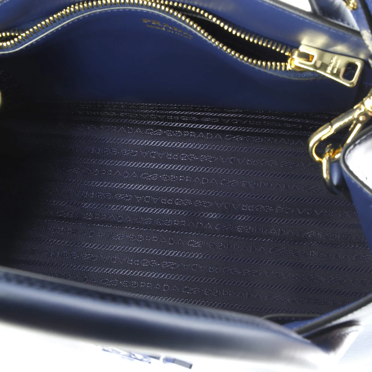 Monochrome Tote Saffiano with City Calf Medium - Deep Luxury