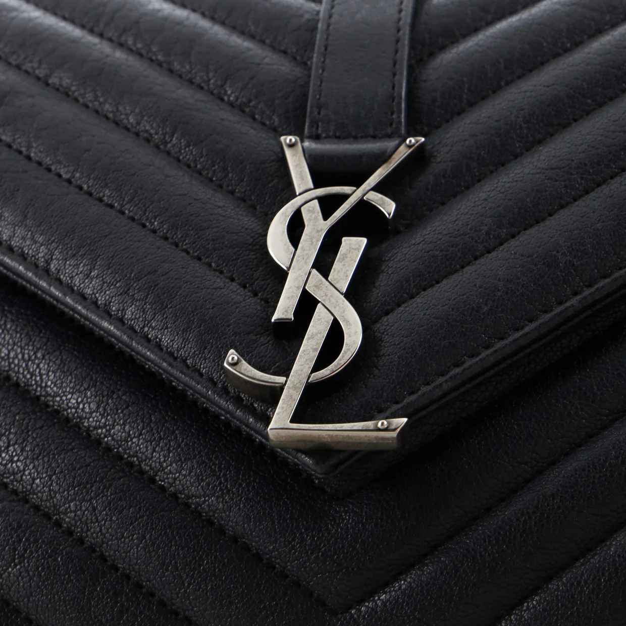 Classic Monogram College Bag Matelasse Chevron Leather Medium - Deep Luxury