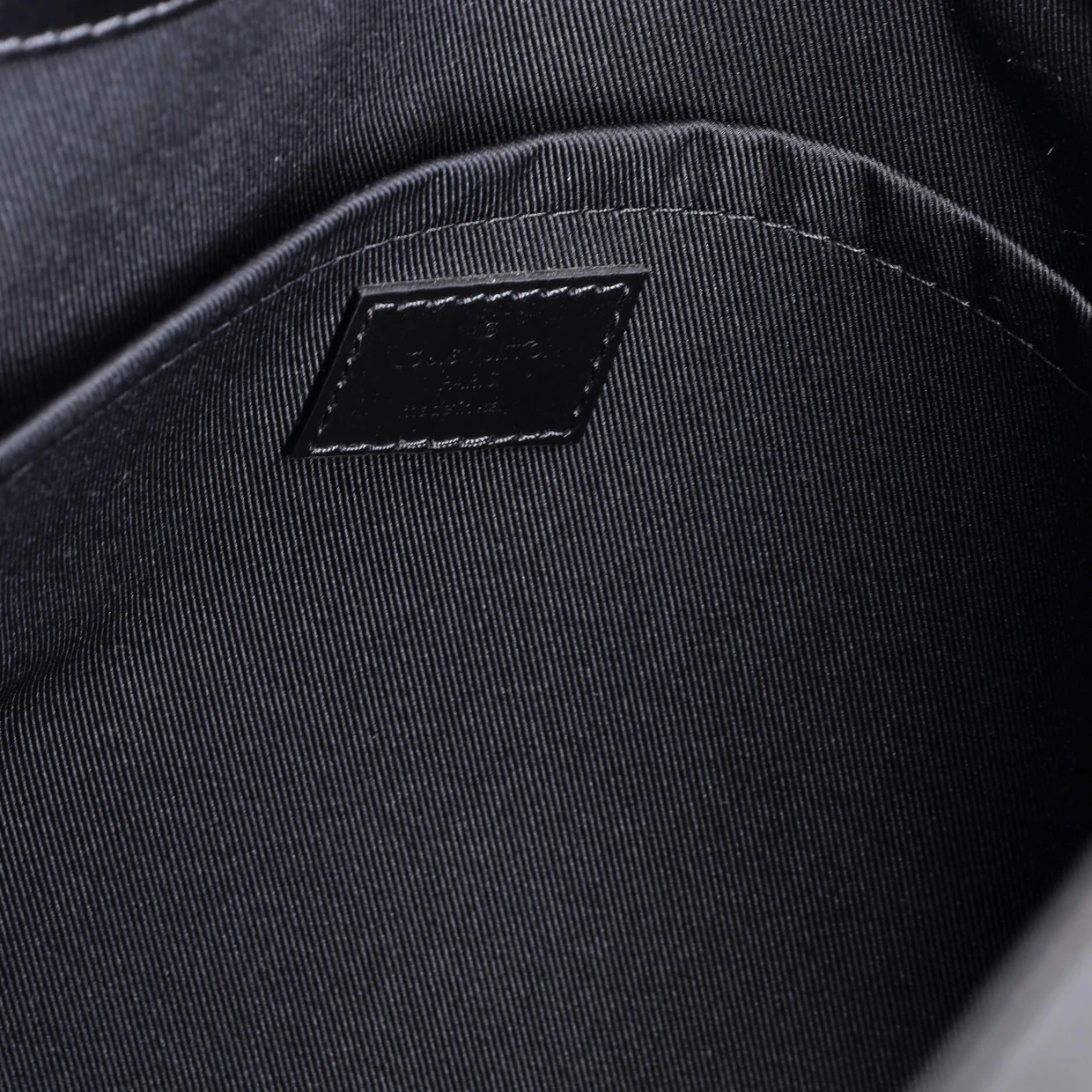 Sac Plat Horizontal Bag Monogram Eclipse Canvas - Deep Luxury