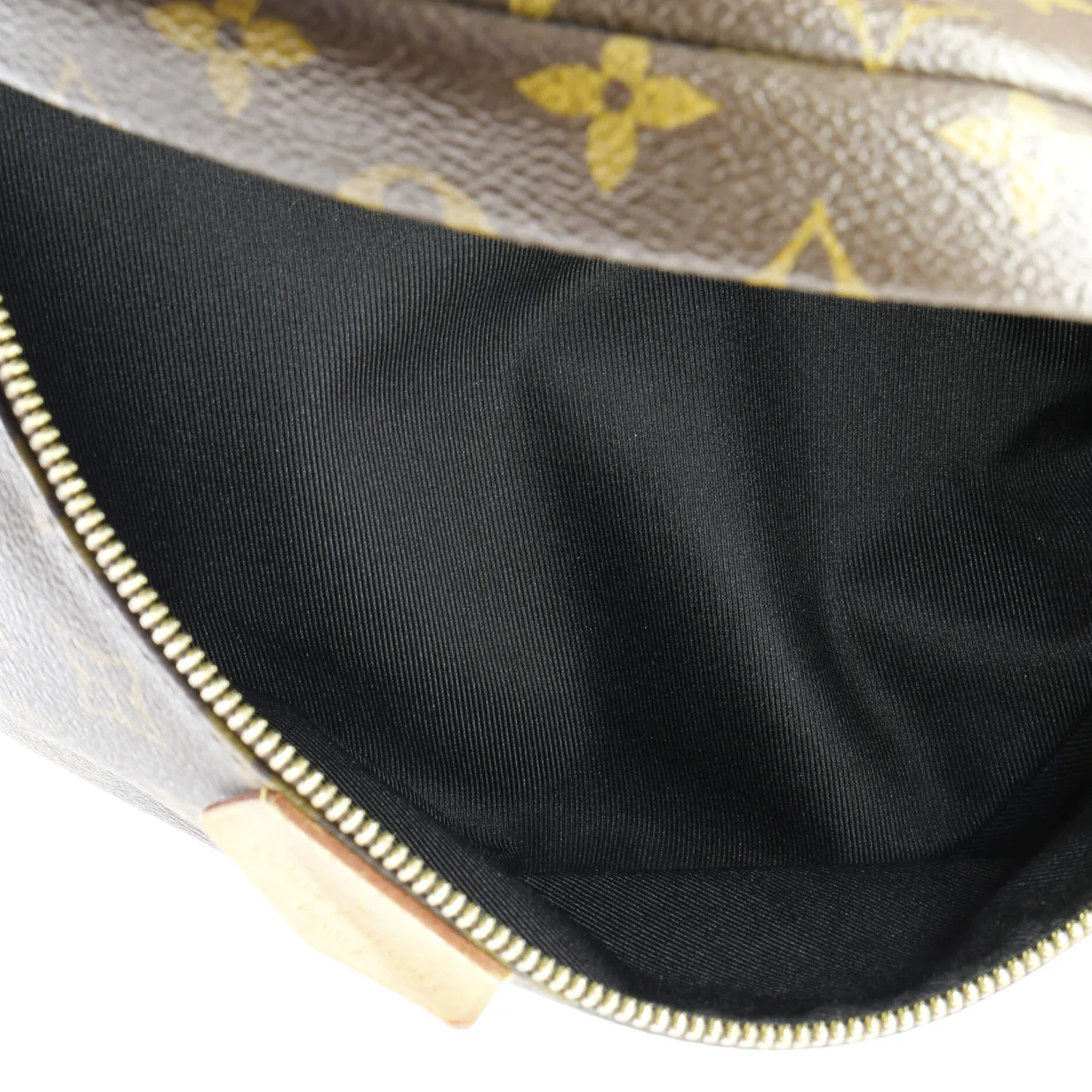 Bum Bag Monogram Canvas - Deep Luxury