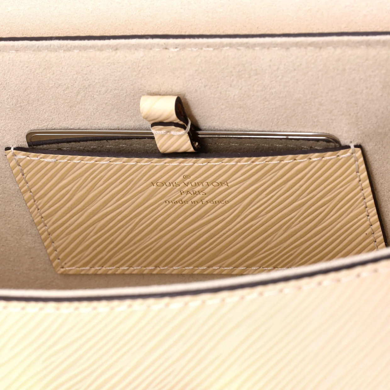 Twist Handbag Teddy Fleece with Epi Leather MM - Deep Luxury