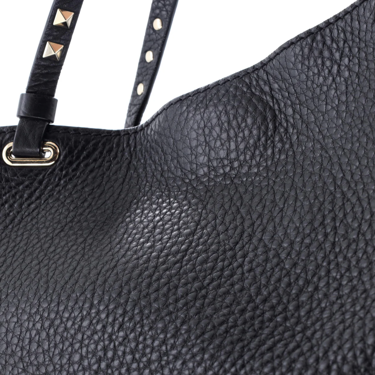 Rockstud Tote Pebbled Leather Medium - Deep Luxury