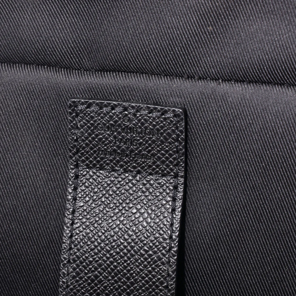 Briefcase Backpack Taiga Leather - Deep Luxury