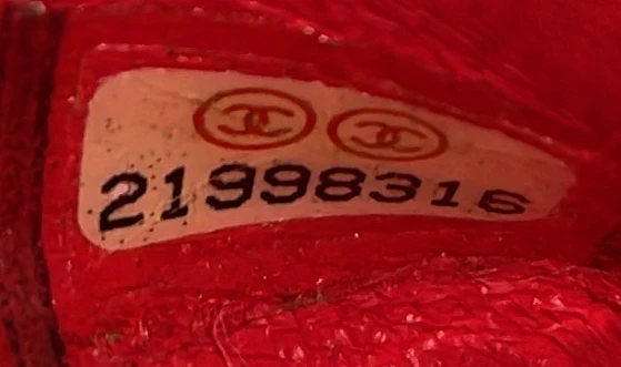 Classic Double Flap Bag Quilted Patent Medium - Deep Luxury