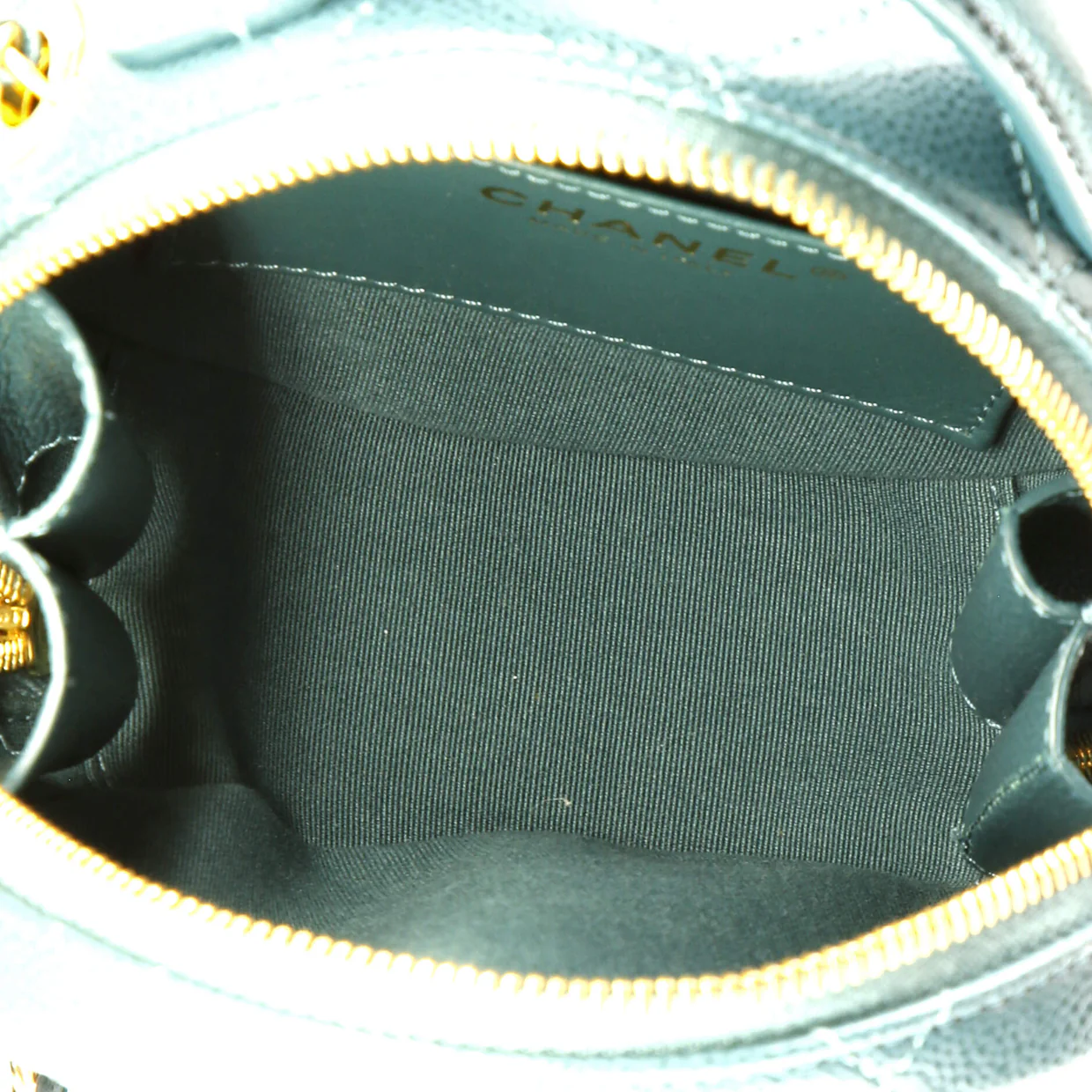 Round Vanity With Chain Quilted Caviar Small - Deep Luxury