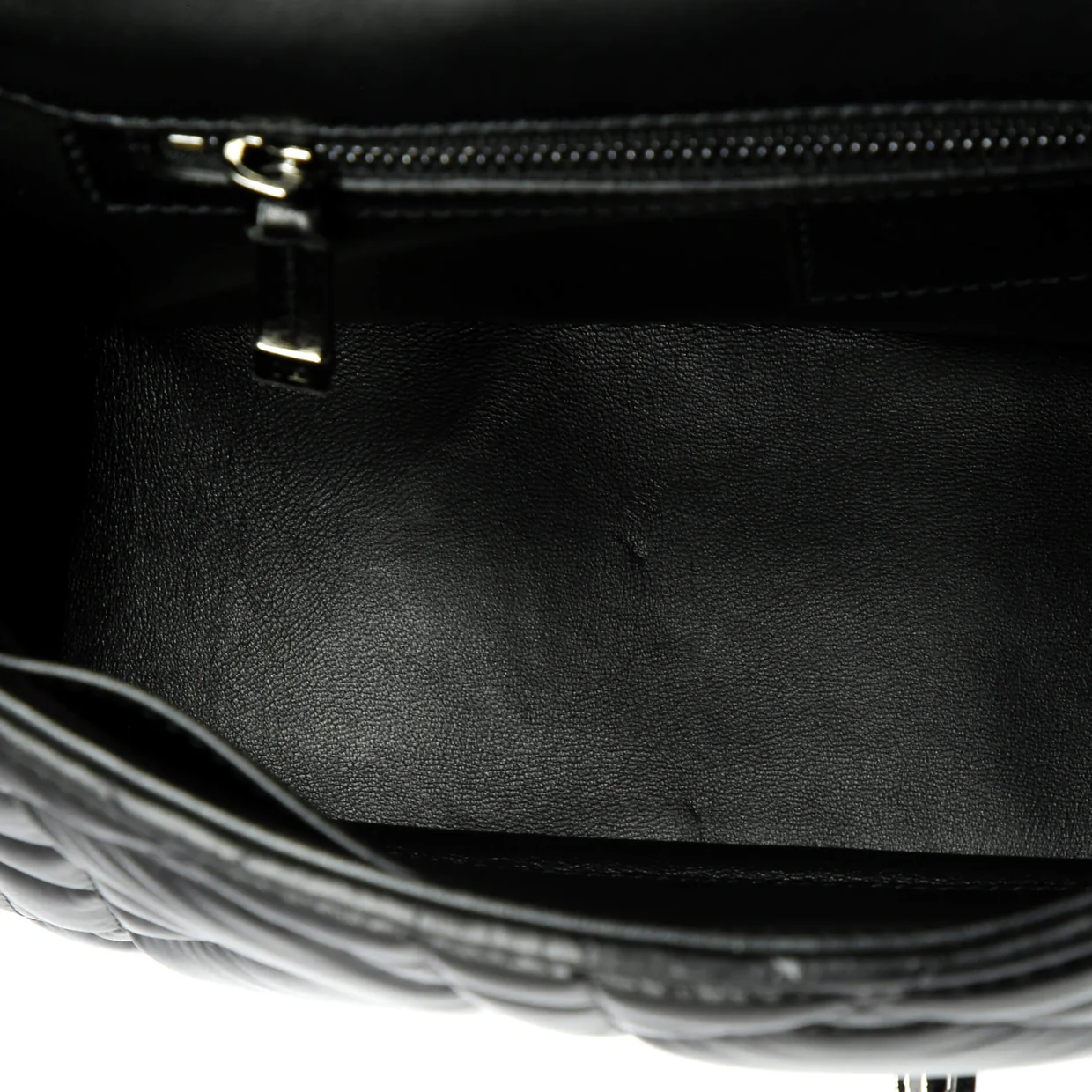 Caro Bag Macrocannage Quilt Calfskin Medium - Deep Luxury