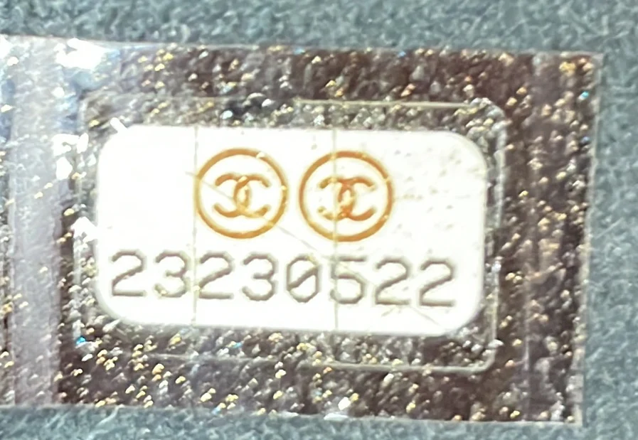 Elegant CC Tote Quilted Lambskin Medium - Deep Luxury