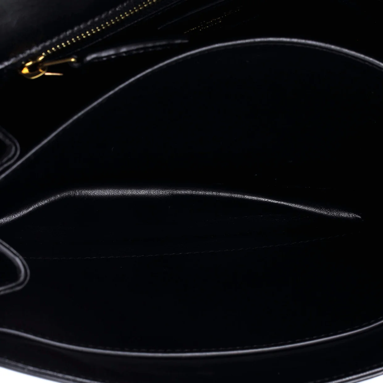 Le Maillon Shoulder Bag Leather Medium - Deep Luxury