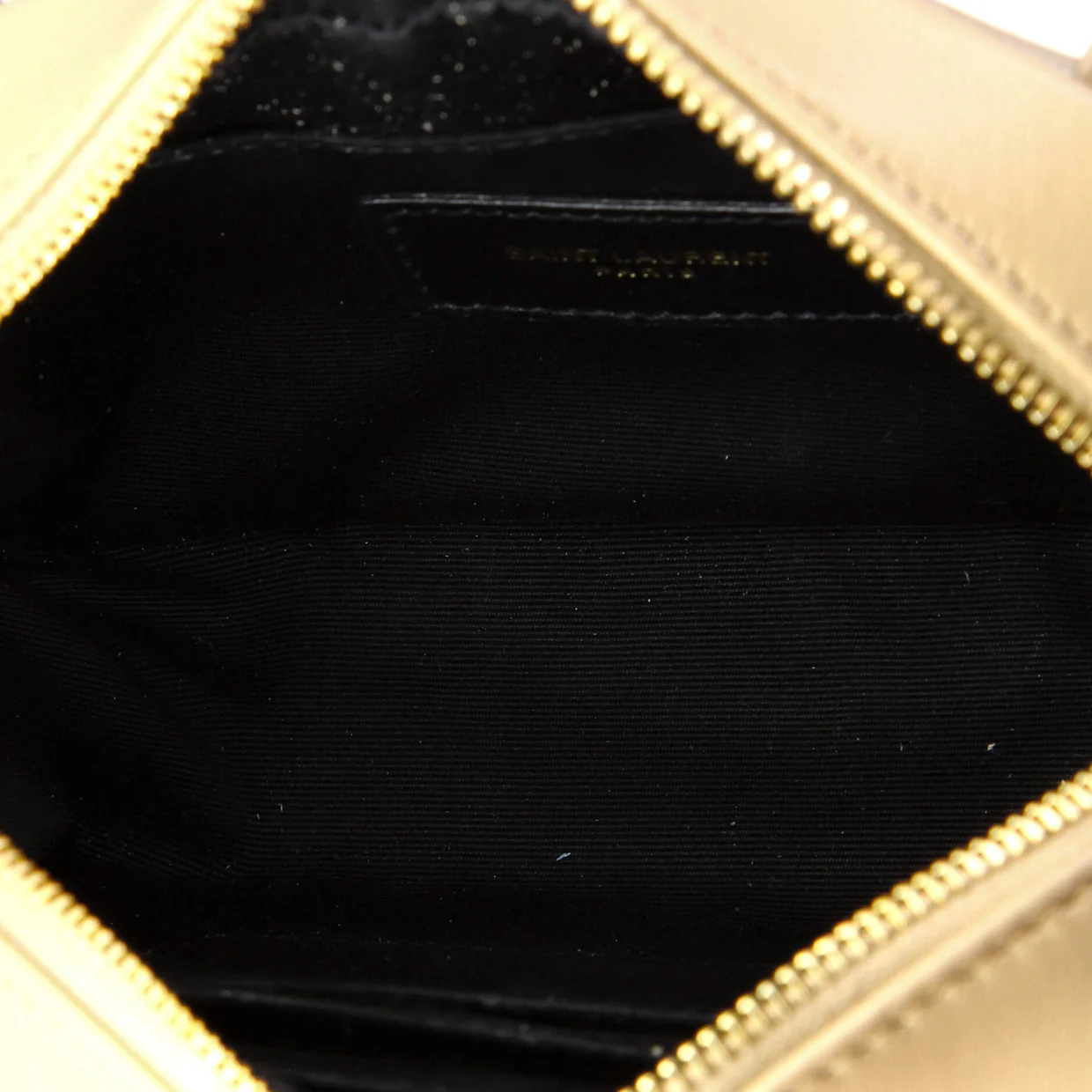 Lou Belt Bag Matelasse Chevron Leather - Deep Luxury