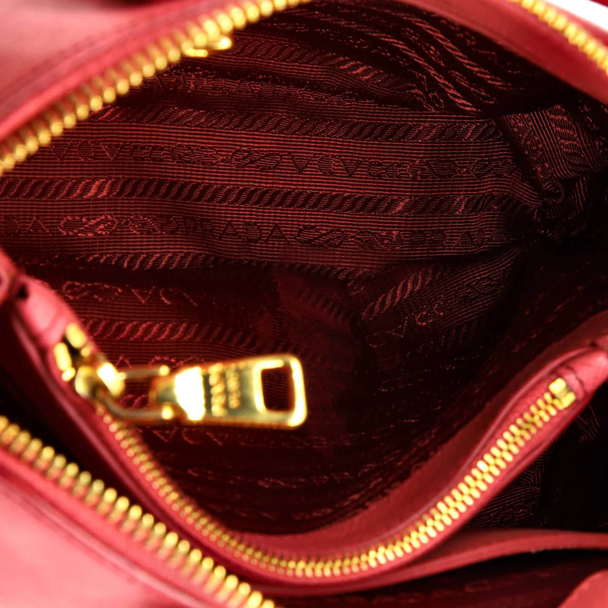 Promenade Bag Saffiano Leather Small - Deep Luxury