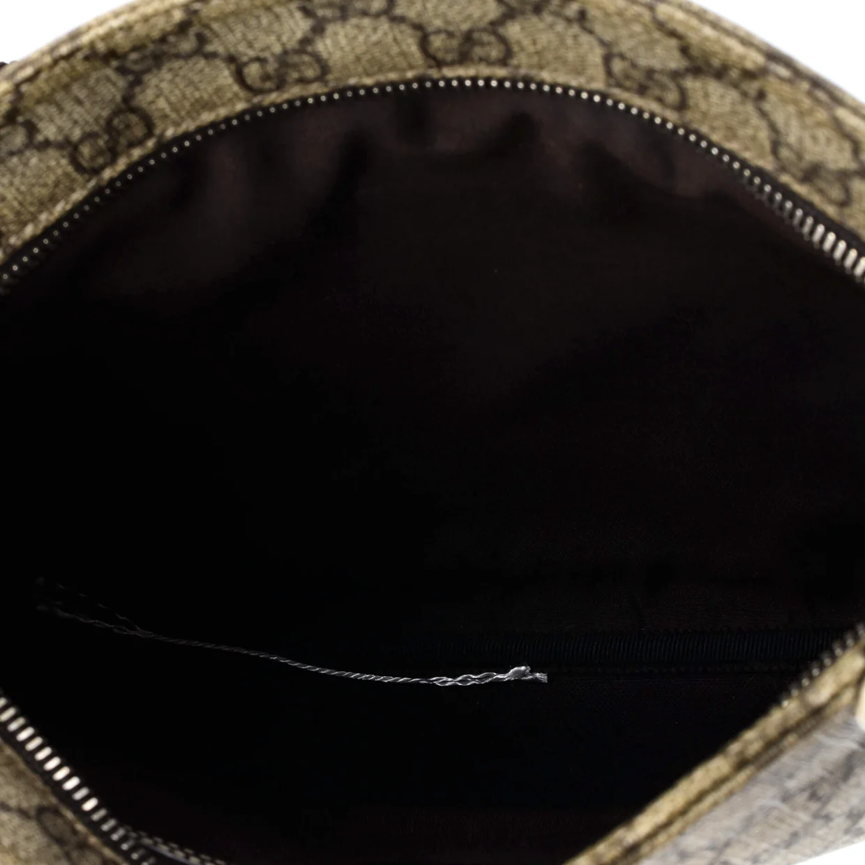 Front Zip Flat Messenger Bag GG Coated Canvas Medium - Deep Luxury