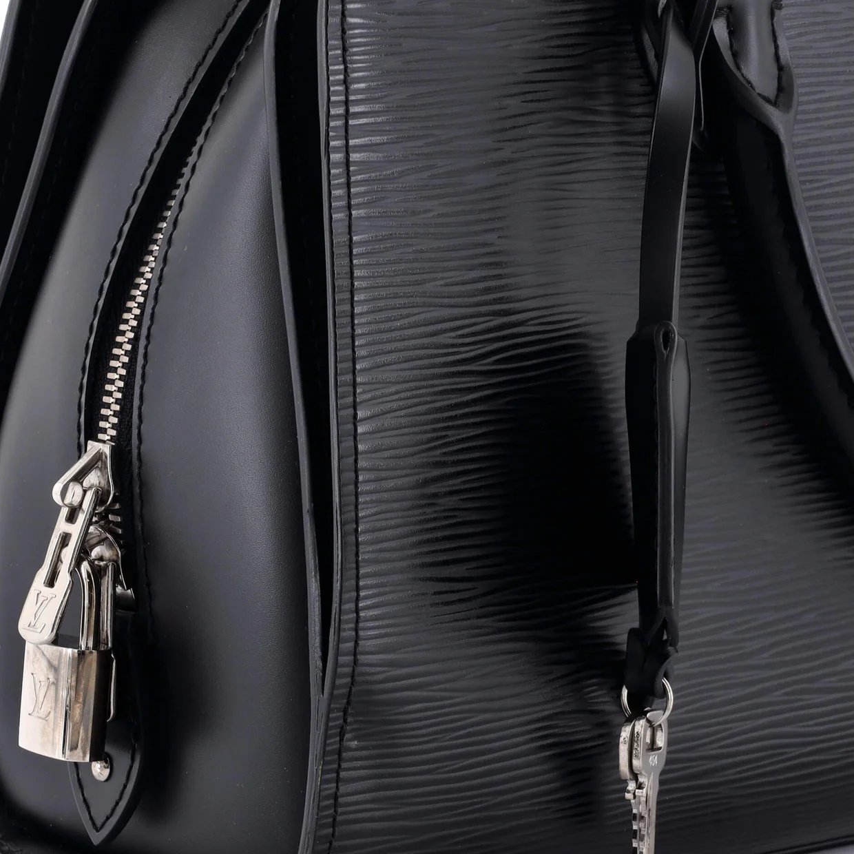 Pont Neuf NM Handbag Epi Leather PM - Deep Luxury