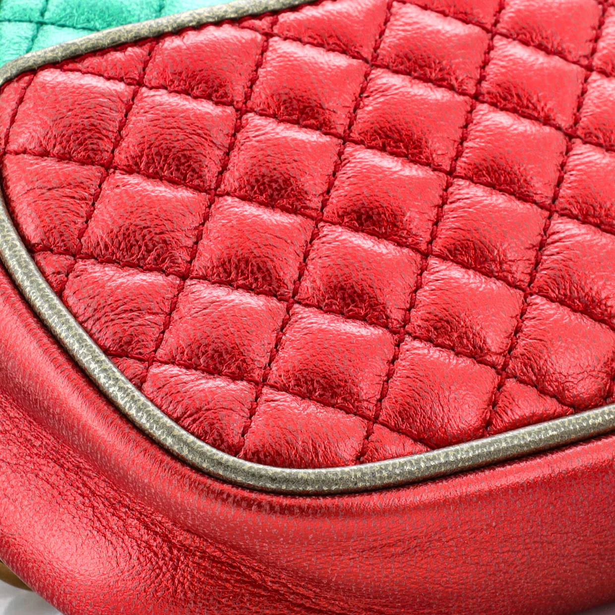 Trapuntata Camera Shoulder Bag Quilted Laminated Leather Mini - Deep Luxury