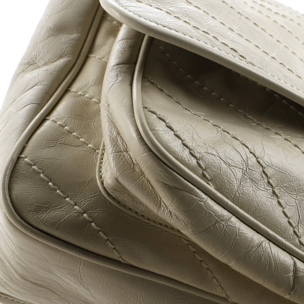 Niki Chain Flap Bag Matelasse Chevron Leather Medium - Deep Luxury