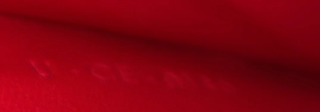 Classic Box Bag Grainy Leather Medium - Deep Luxury