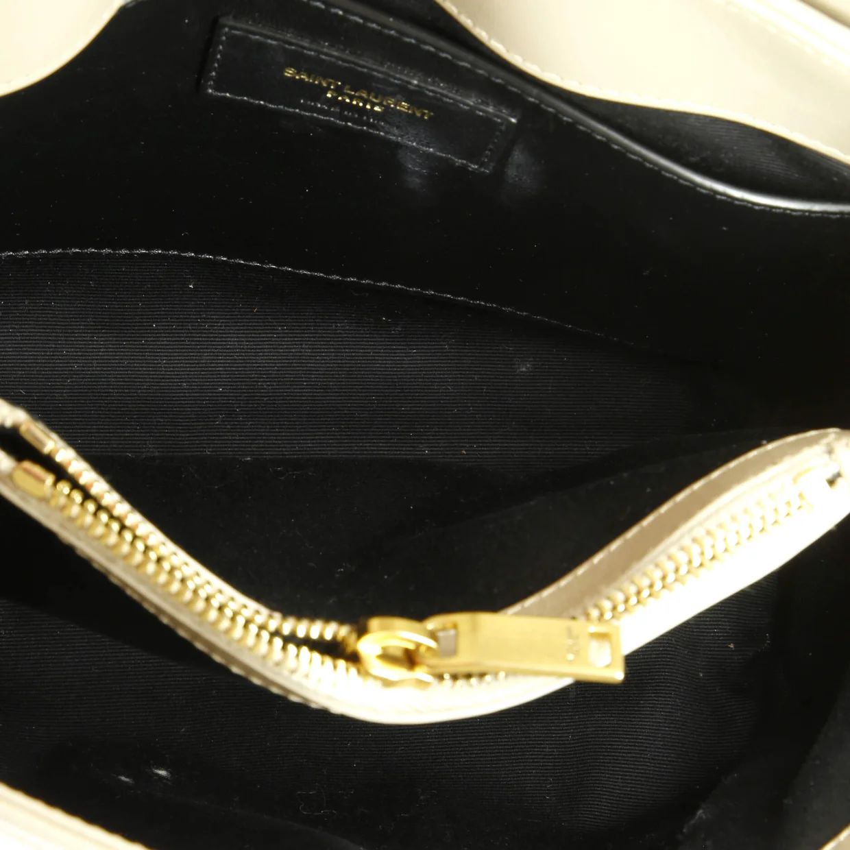 Loulou Shoulder Bag Matelasse Chevron Leather Small - Deep Luxury