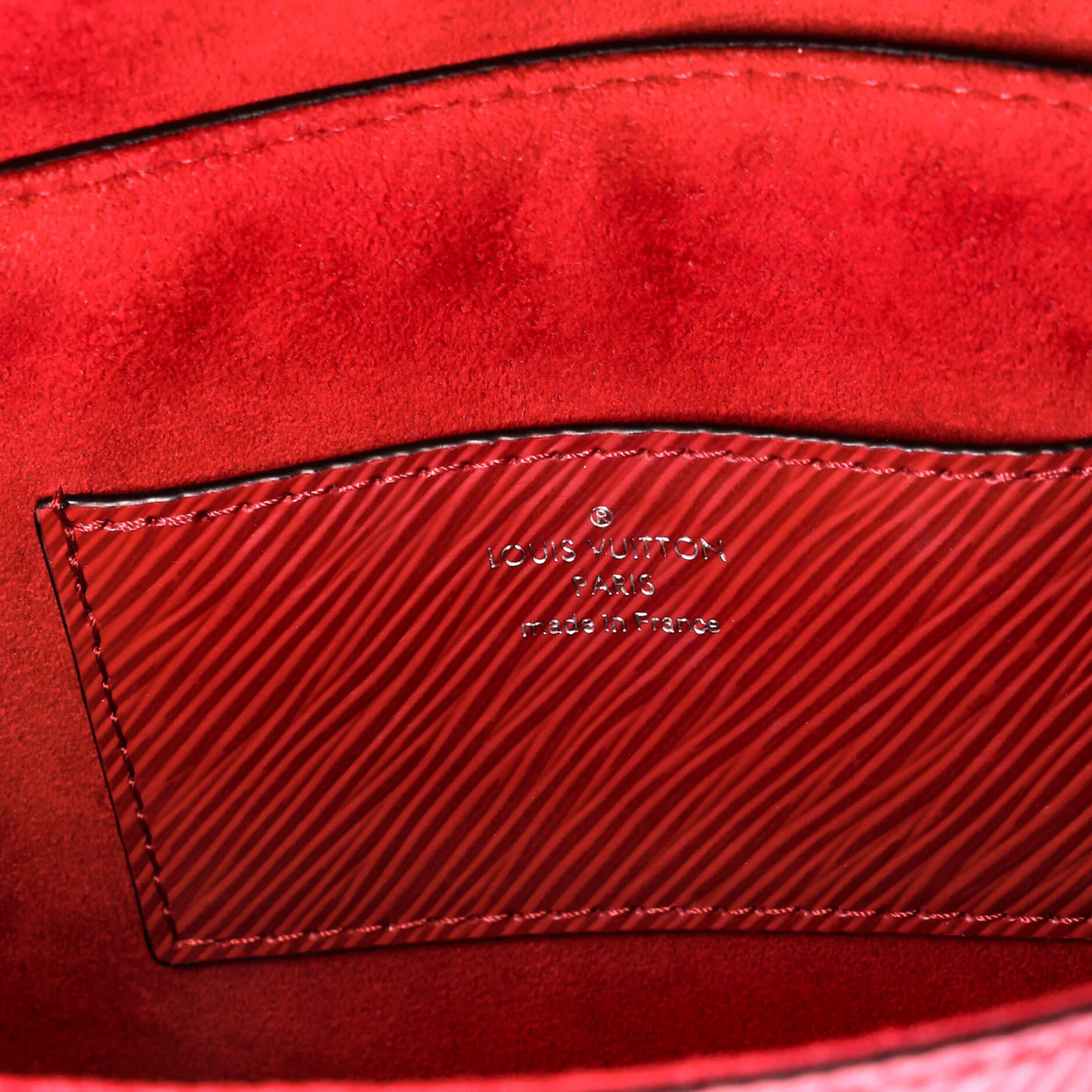 Twist Handbag Epi Leather MM - Deep Luxury