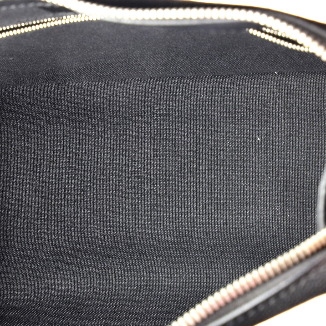 Vaneau Handbag Epi Leather MM - Deep Luxury