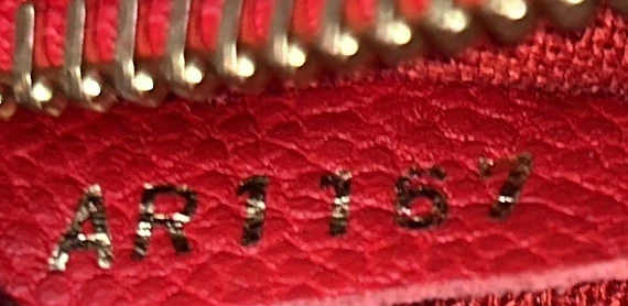 Pochette Metis Monogram Empreinte Leather - Deep Luxury