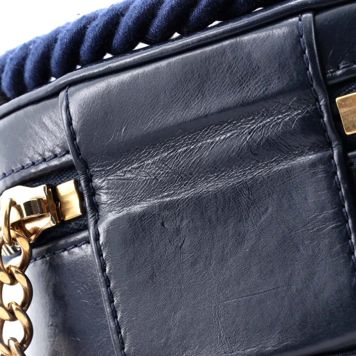 En Vogue Round Bag Crumpled Calfskin Small - Deep Luxury