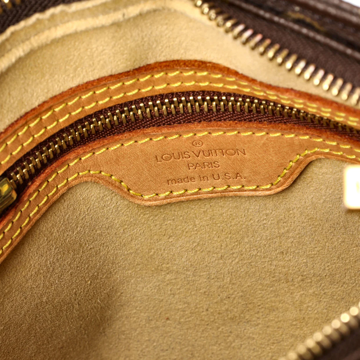 Looping Handbag Monogram Canvas MM - Deep Luxury