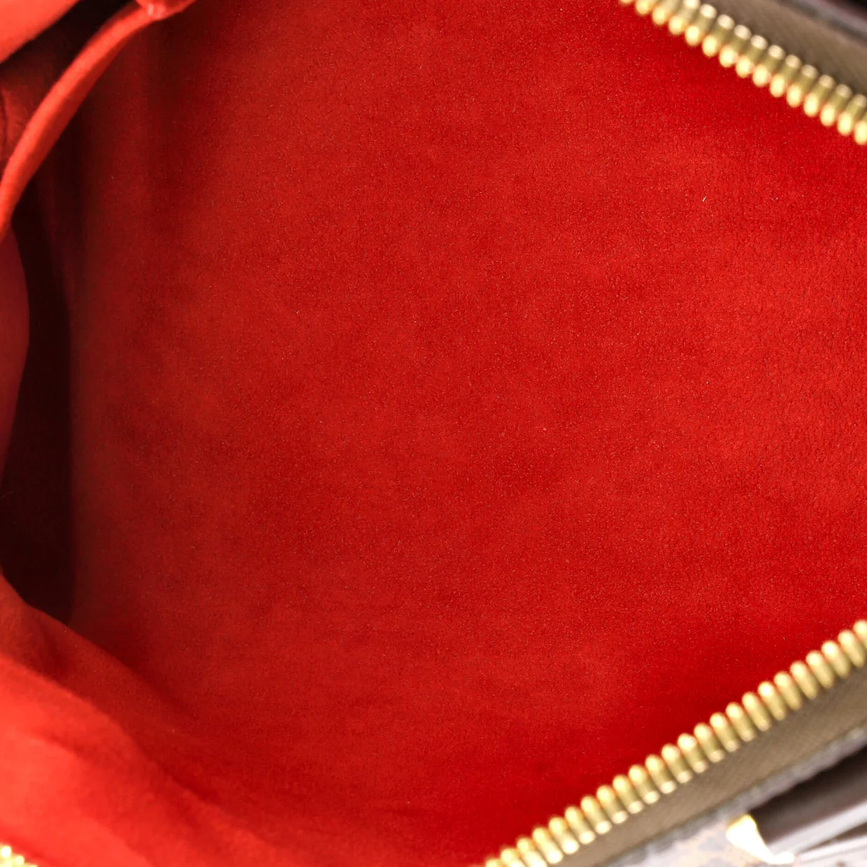 Trevi Handbag Damier PM - Deep Luxury