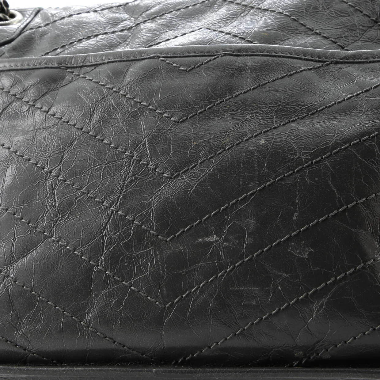 Niki Chain Flap Bag Matelasse Chevron Leather Medium - Deep Luxury