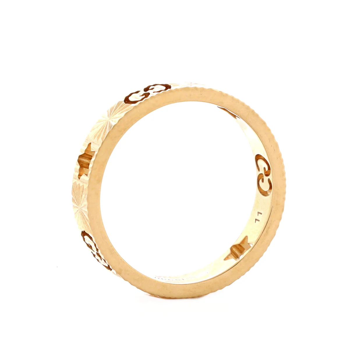 Textured Icon Star Cut-Out Ring 18K Yellow Gold - Deep Luxury