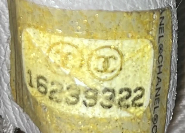 Sea Hit Shoulder Bag Quilted Iridescent Calfskin Medium - Deep Luxury