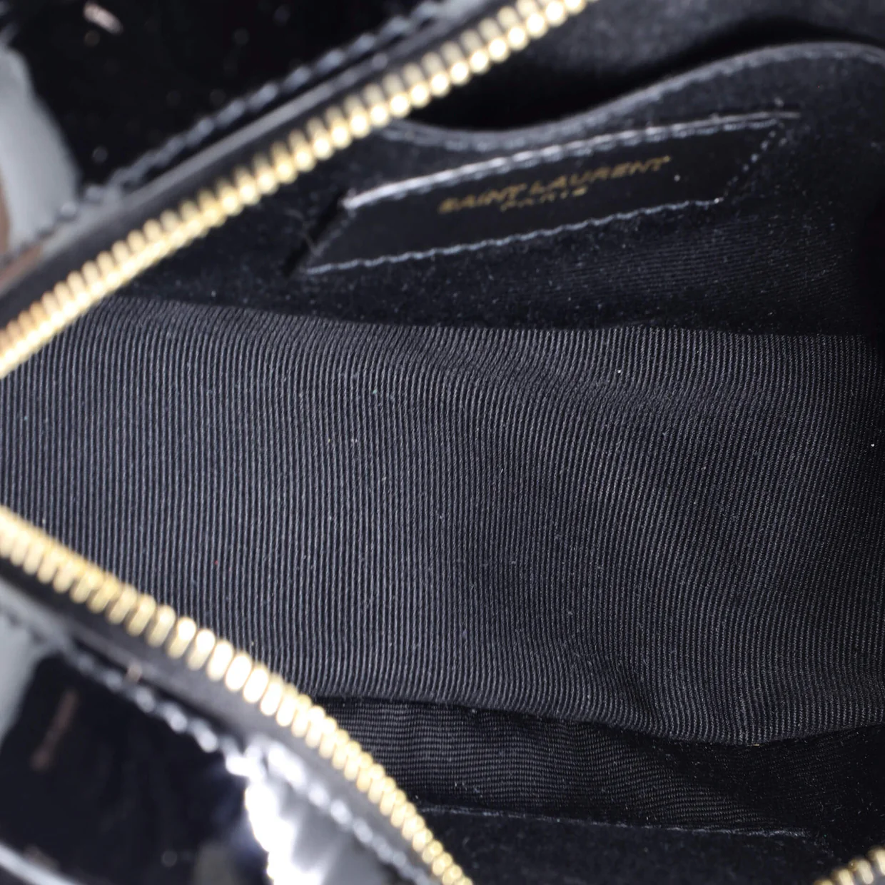 Lou Belt Bag Matelasse Chevron Leather - Deep Luxury