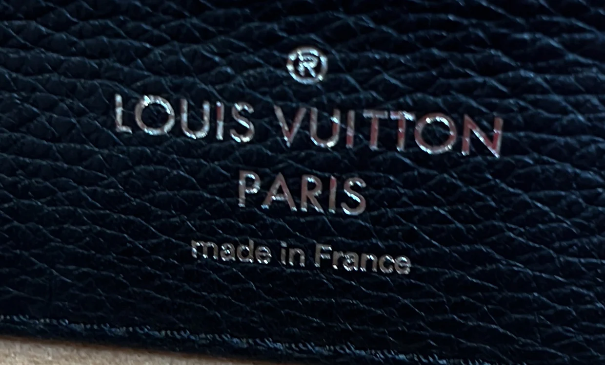 Lockme Ever Handbag Leather BB - Deep Luxury