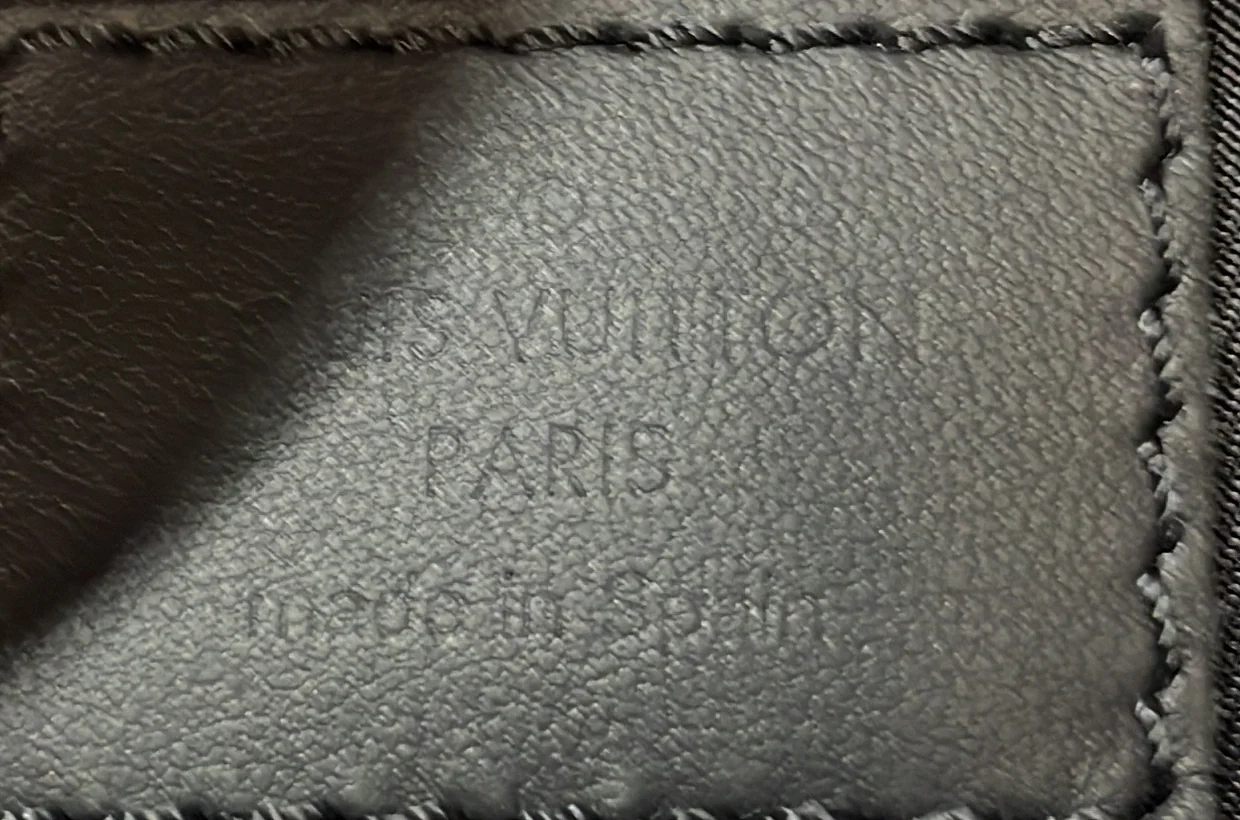 Comet Messenger Bag Spotlight Monogram Giant Leather PM - Deep Luxury