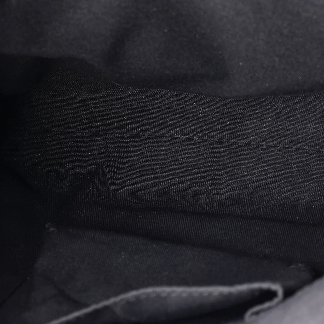 Front Pocket Web Messenger GG Canvas Small - Deep Luxury