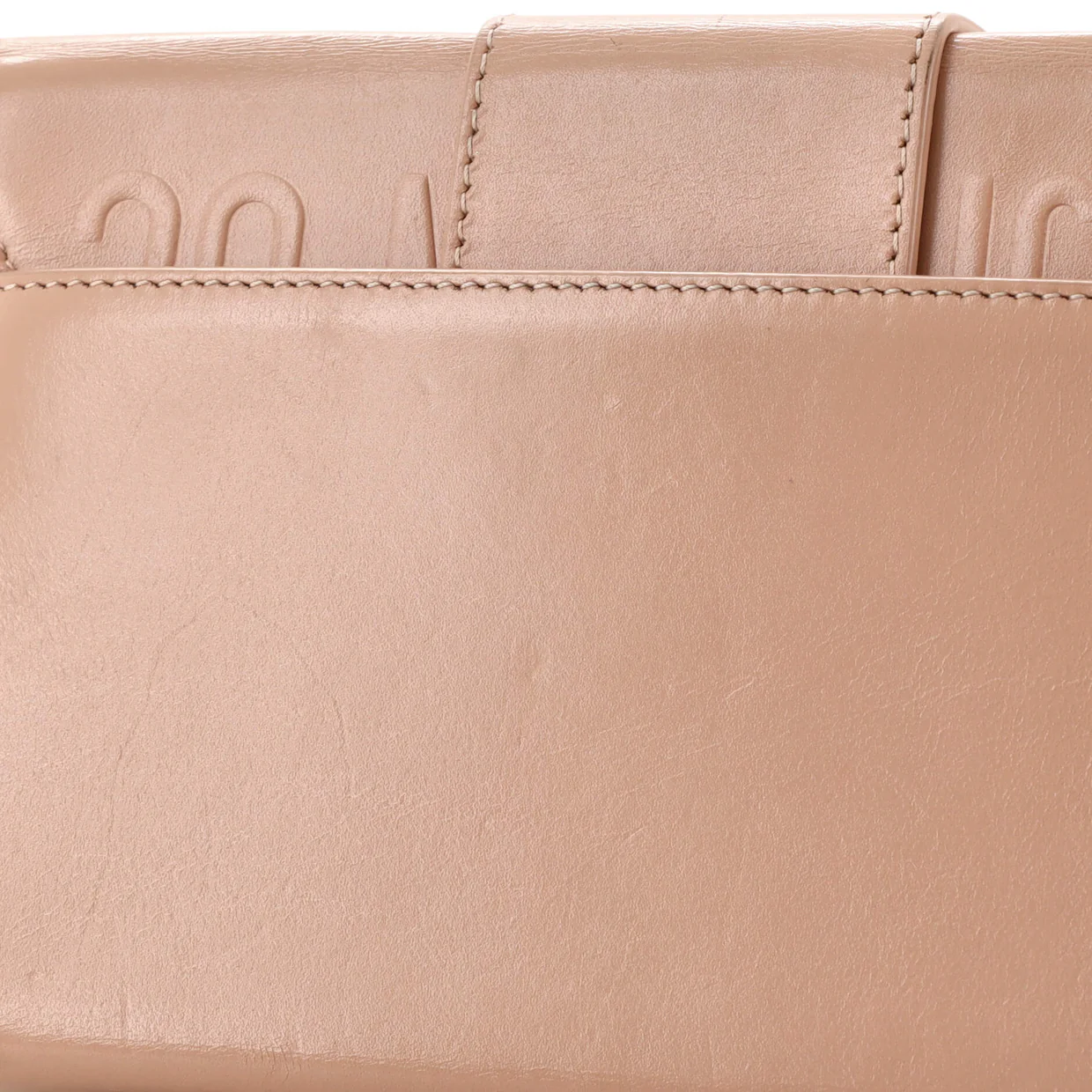 30 Montaigne Box Bag Leather - Deep Luxury